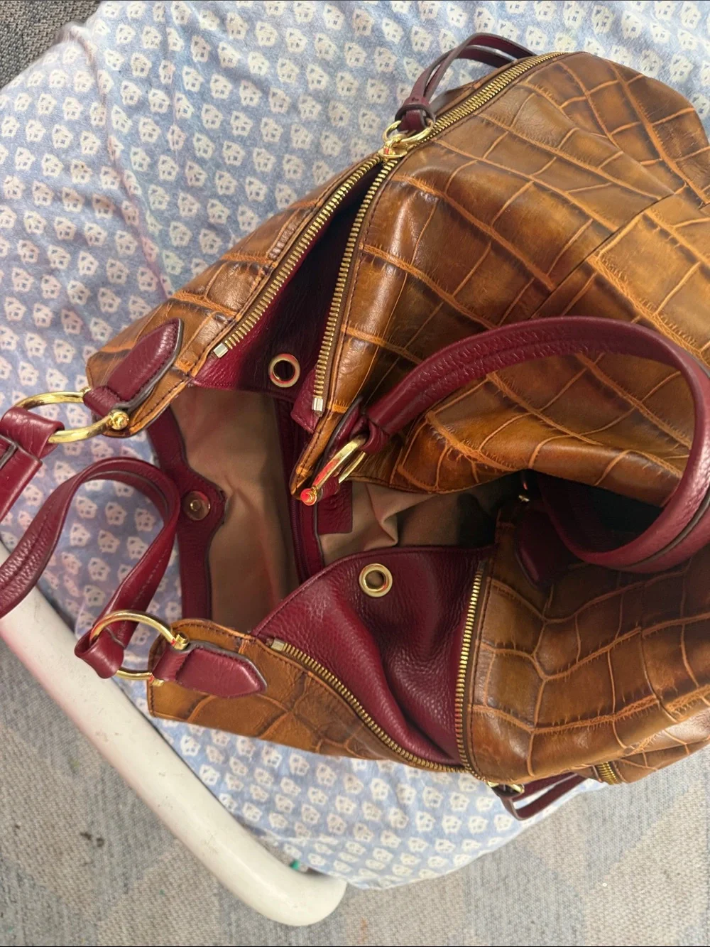 G.I.L.I. Brown Croc-Embossed Leather Shoulder Bag with Burgundy Strap